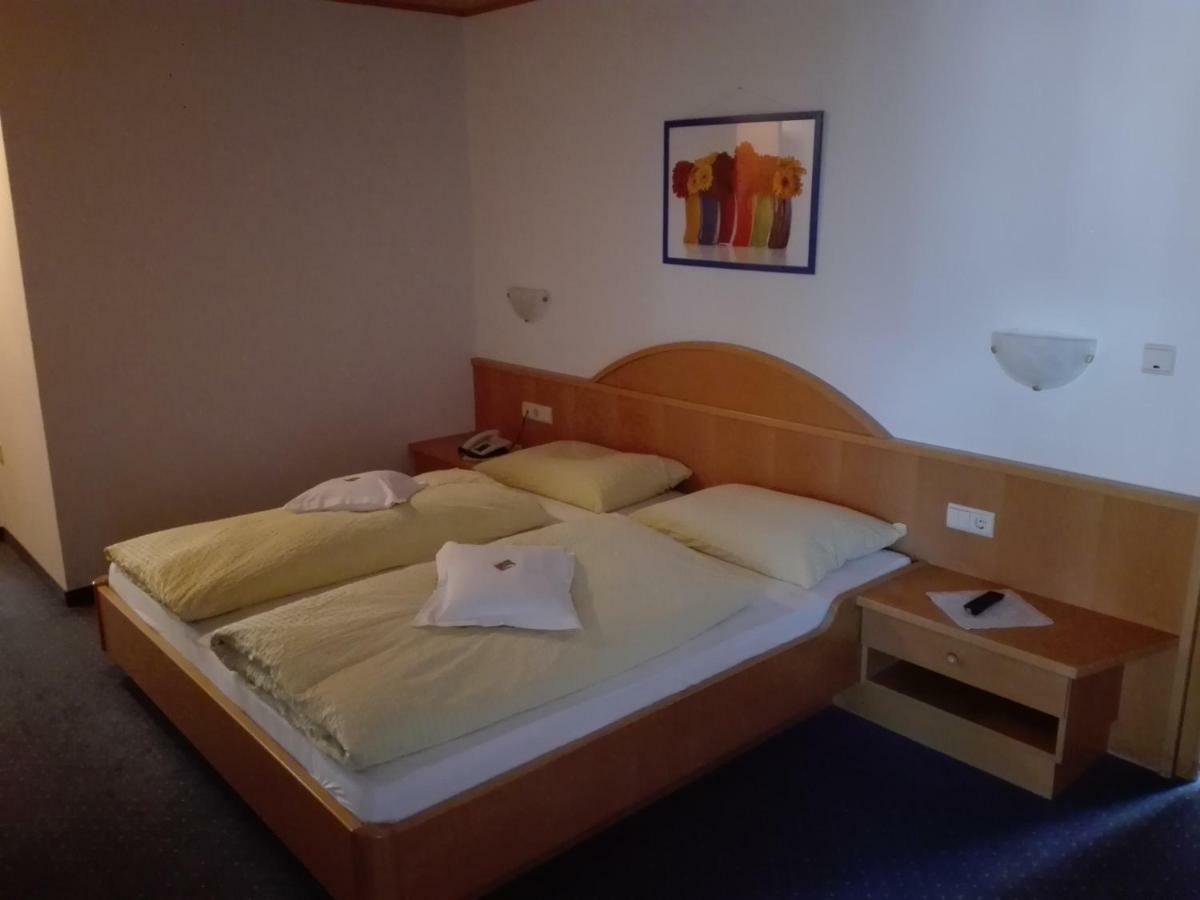 Hotel Haselried Tirolo Zewnętrze zdjęcie